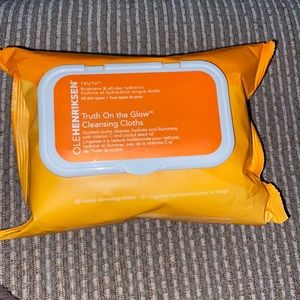 OleHenriksen cleansing cloths